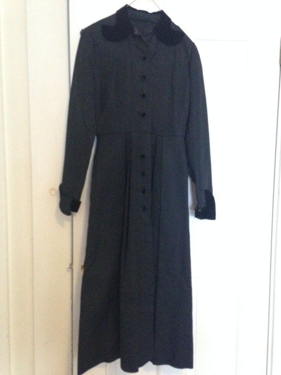 late 19th black silk dress coat - image 3