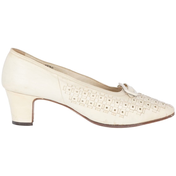 Taverna 50s white shoes