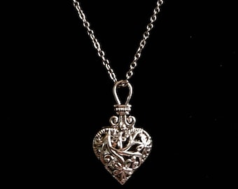 Filigree Hollow 3D Ornate Heart Silver Tone Charm Necklace Pendant Goth Gothic Floral extra long length