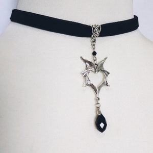 Queen of Hearts Necklace, Heart Necklace Silver, Heart Wings, Coquette  Jewelry, Downtown Girl, Soft Grunge, Fairycore, Gothic, Crystals -   Canada