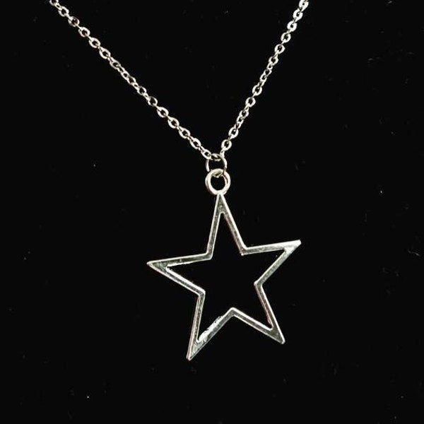 Silver tone metal Star Charm Necklace Pendant Amulet Occult Goth Gothic Astral Stellar Symbolic