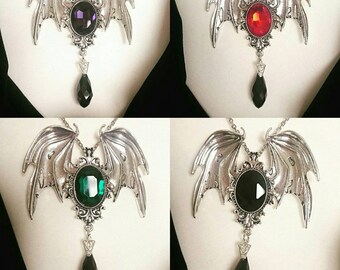 925 Sterling Silver filigree /& Garnet art nouveau Bat wings pendant gothic exquisitely etherial fairy hippy delicate romantic vampire goth
