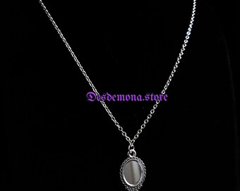 Mini Silver Pewter effect Mirror Looking Glass charm Necklace Alice in Wonderland Fantasy Alternative