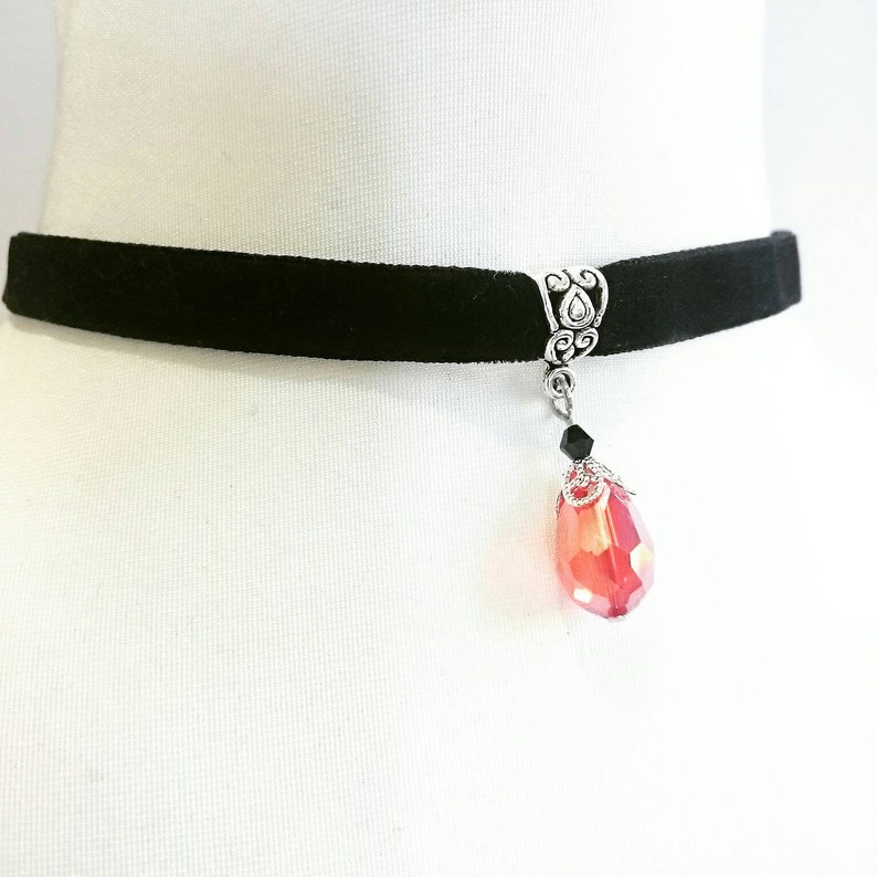Double sided Velvet Ribbon Choker Crystal Glass Drop Faceted Red Black Blue or Green Goth Gothic Necklace Vampire Princess