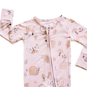 Bamboo Shorty Sleeper with Zipper - Lavender Flower Lattice