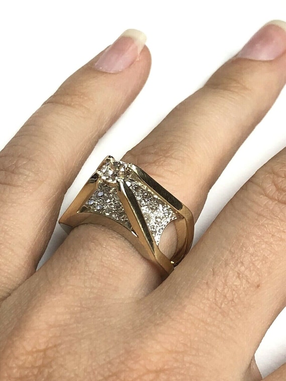 Diamonds 14k yellow gold ring