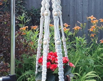 Crown Knot Macrame Beaded Plant Hanger for 8-10in Planter Pots