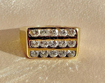 Bague chevalière vintage pavée de diamants