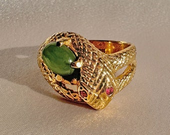 Vintage Ruby Jade Cabochon Serpent Ring