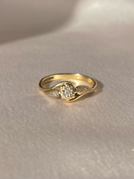 Vintage 9k Diamond Swirl Ring - image 2