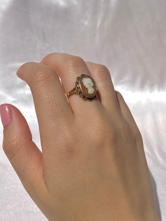 Vintage 9k Victorian Revival Natural Cameo Ring - image 3