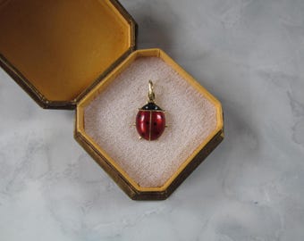 Vintage 14K Gold Enamel Ladybug Pendant - Charm - Luck Symbol - Retro