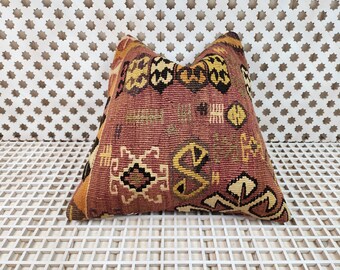 Kilim Pillow Cover 16 x 16 in Pink Grey Zig Zag Persian Rug Pillow Case, Handmade Natural Wool Turkish Cushion with Cotton Back & Zip