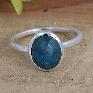 Natural Neon Apatite Ring, 925 Sterling Silver Dainty Rings for Women, Apatite Ring, Oval Shape Ring, Apatite Silver Jewelry, Gifts for Her