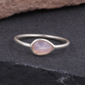 Rose Quartz Ring: Sterling Silver Teardrop Gemstone Jewelry