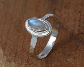 Natural Rainbow Moonstone Rings Sterling Silvre Jewelry Marquise Bezel Set Gemstone Ring June Birthstone Healing Rings Handmade Jewellery.