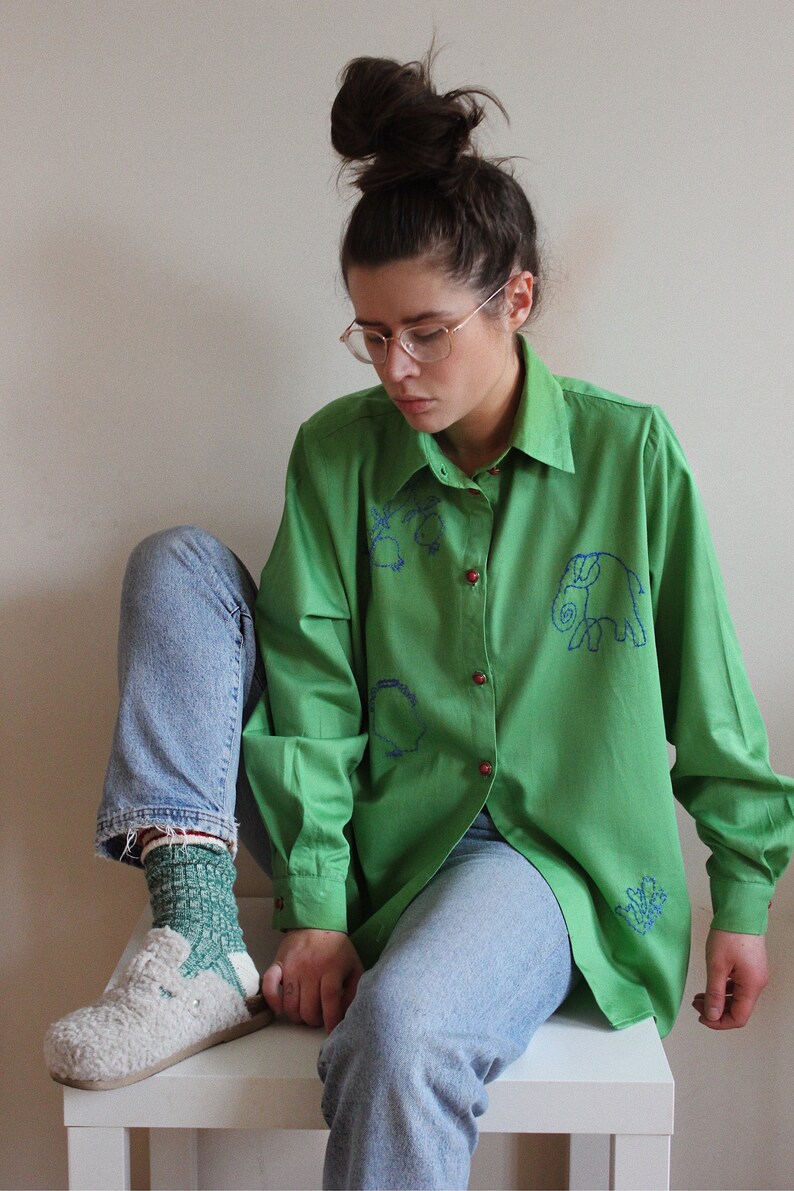 Hand embroidered Moroccan green shirt image 6