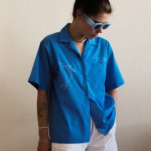 Hand Embroidered The Big Blue shirt with short sleeves image 3