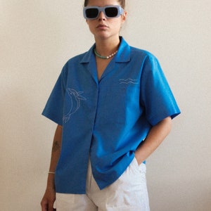 Hand Embroidered The Big Blue shirt with short sleeves image 6