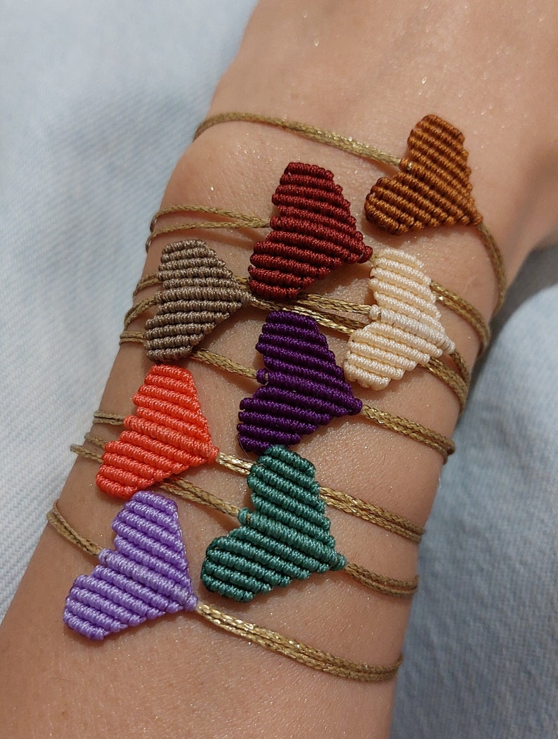 Pulseras Macrame Corazón, Pulsera Macrame Corazón, Macrame Corazón, Pulseras Corazón, Pulsera Macrame Hecha a mano, Pulsera Macrame Adjuatable imagen 1