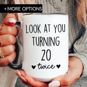 40th Birthday Gift for Women, 40th Birthday Mug, Personalized B-Day Gifts Funny 40th coffee cup 1985, Custom Presents For 40 Year Old Woman