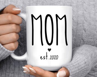 mom est 2019 mug