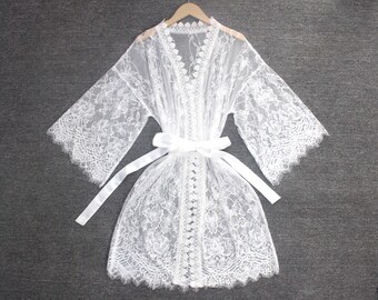 White Lace Butterfly Pattern Bridal Robe – Short Wedding Morning Gown