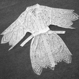 White Lace Robe-Women Kimono Robe-Bridal Robe-Wedding Party Robe