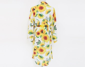Yellow Floral Robes-White Sunflower Bridal Robe-Bridesmaid Robes-Kimono Robes-Bridal Party Robes-Robes with Lace