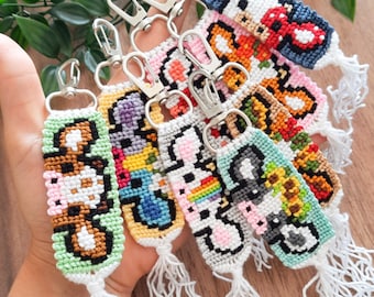 Cow Keychain, Woven Cow Keychain, Cow, Cow Accessories, Cow Keychains, Woven keychain, Boho Keychains, Animal Keychains, Cows, Keychains