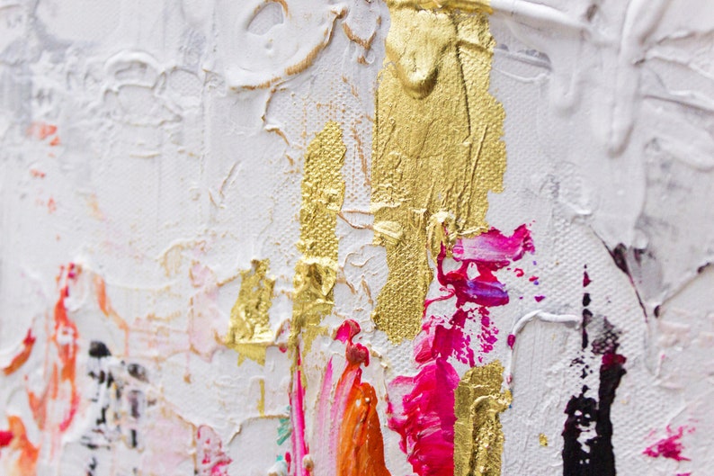 Wohnzimmer Dekoration mit abstrakten Gemälden, handgemalte Kunstwerke für die stilvolle Wanddekoration, ideal zur Gestaltung einer modernen und eleganten Wohnumgebung, perfekt für Kunstliebhaber.