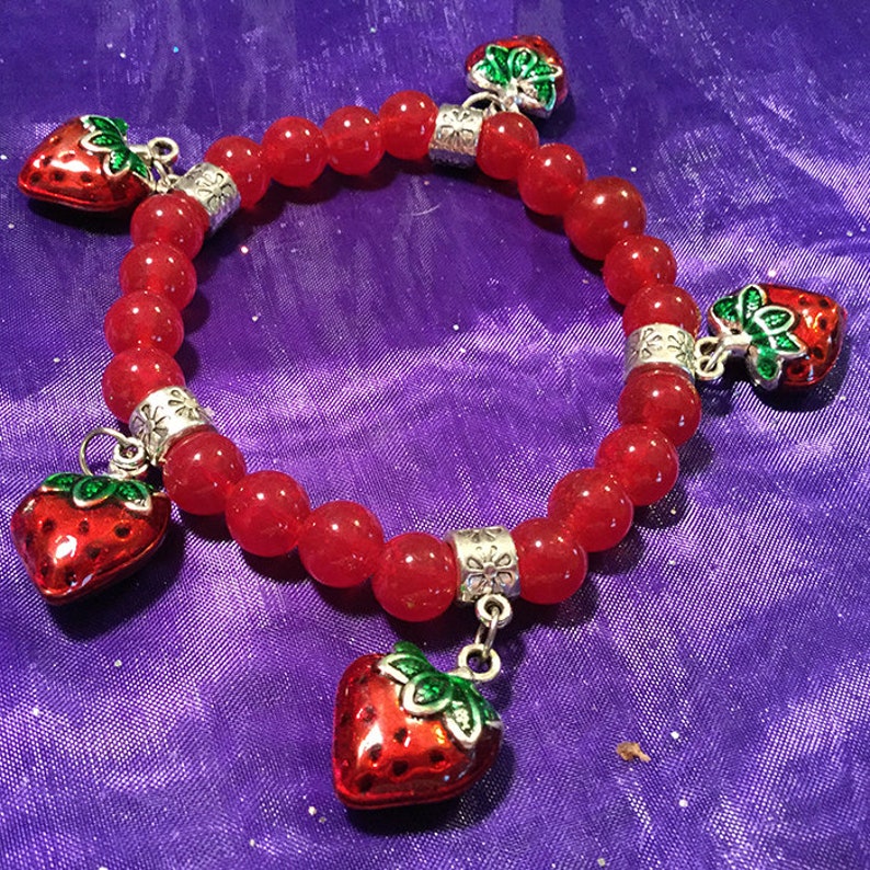 Strawberry Patch Stretch Charm Bracelet with vintage glass beads *Free Shipping*