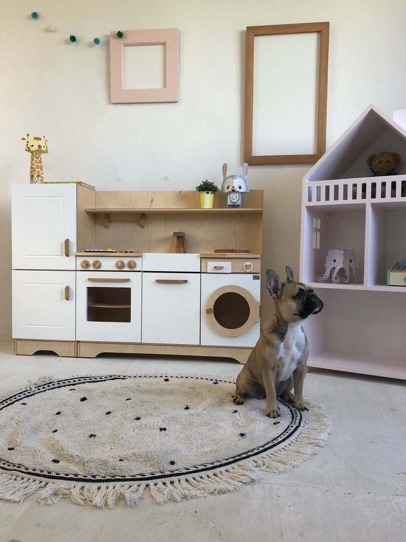 Cuisine pour enfants en bois dans un style original, un jouet artisanal unique, solide et sûr, bois naturel, image 4