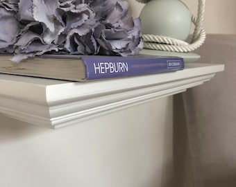 Plank in hampton-stijl, luxe handgesneden witte wandplank | Elegante zwevende plank van hout | Handgemaakt decor