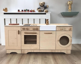 Compacte houten speelkeuken met volledige apparatuur – handgemaakt speelgoed met uittrekbare oven en vaatwasser, natuurlijke houten afwerking. Speelgoedkeuken +3 jaar