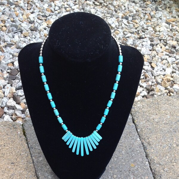 Arizona Turquoise Dyed Necklace with Silver Metal Beads