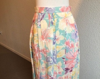 Size 7/8 Pastel Floral Skirt
