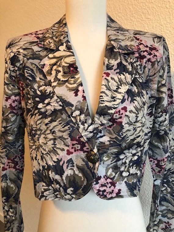 Size Small Floral Jacket - image 2