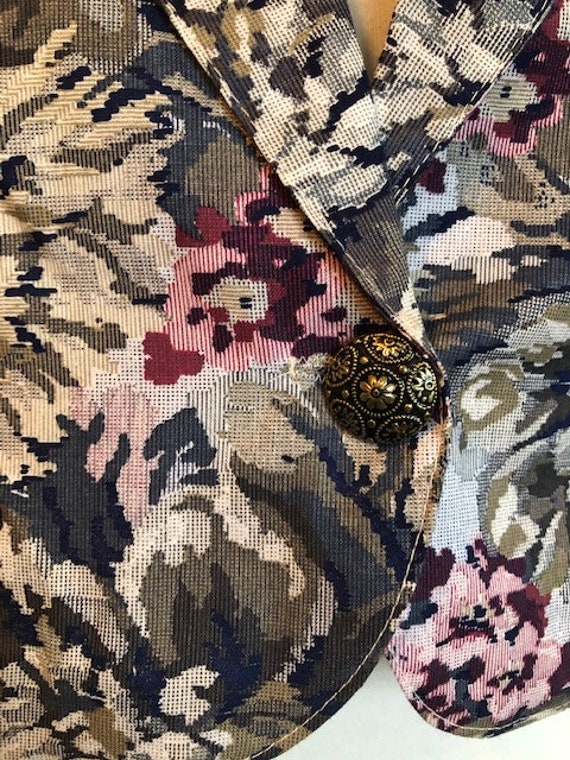 Size Small Floral Jacket - image 3