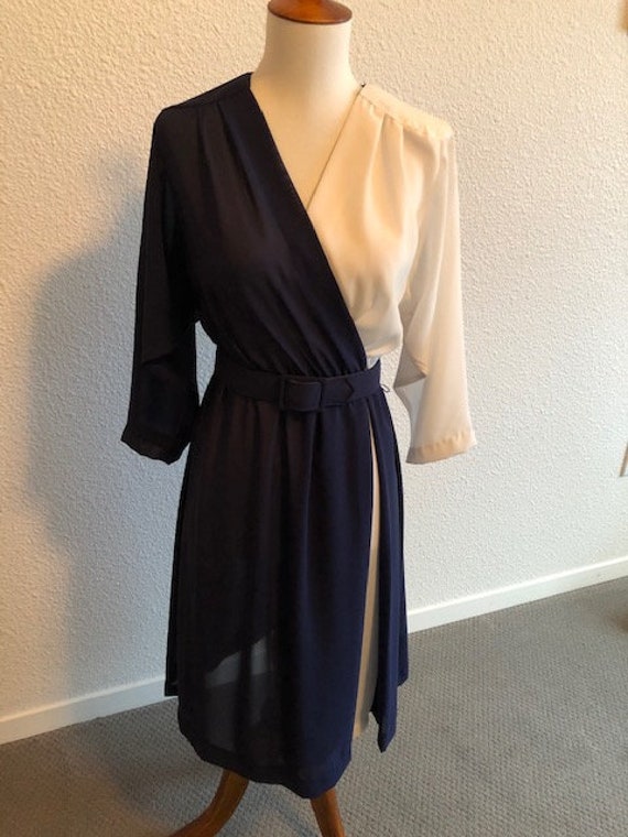 Size 4P Blue/White Designer Dress - image 1