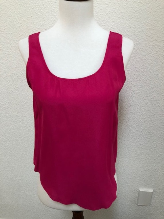 Size S Bright Pink Tank Top