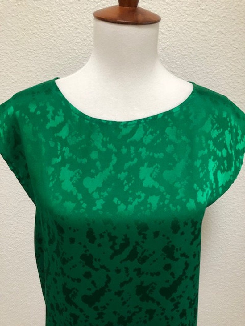 Size XS Emerald Green 100/% Silk Blouse