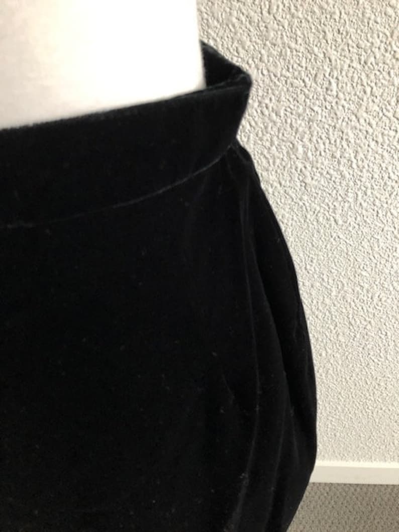 Size 1112 Black Velvet Skirt