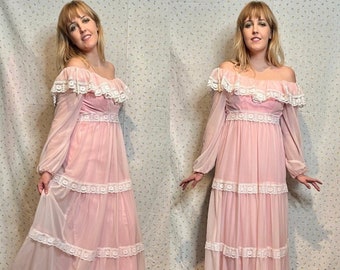 Vintage Gunne Sax Style Baby Pink Off the Shoulder Maxi Dress S