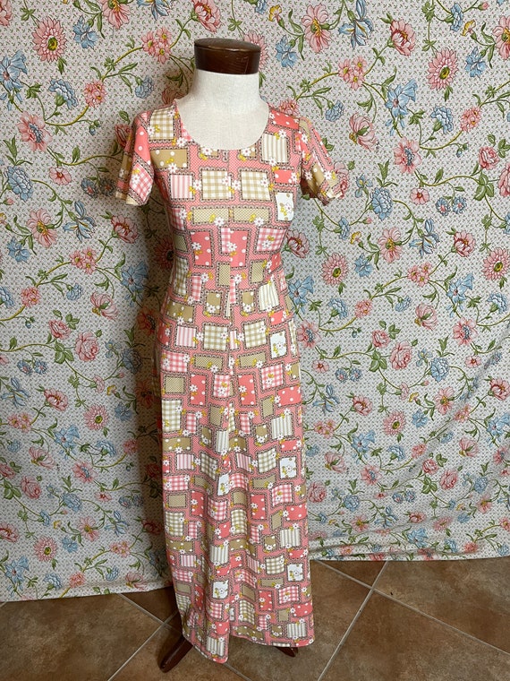 Vintage 70's Handmade Peach Patchwork Print Flora… - image 7