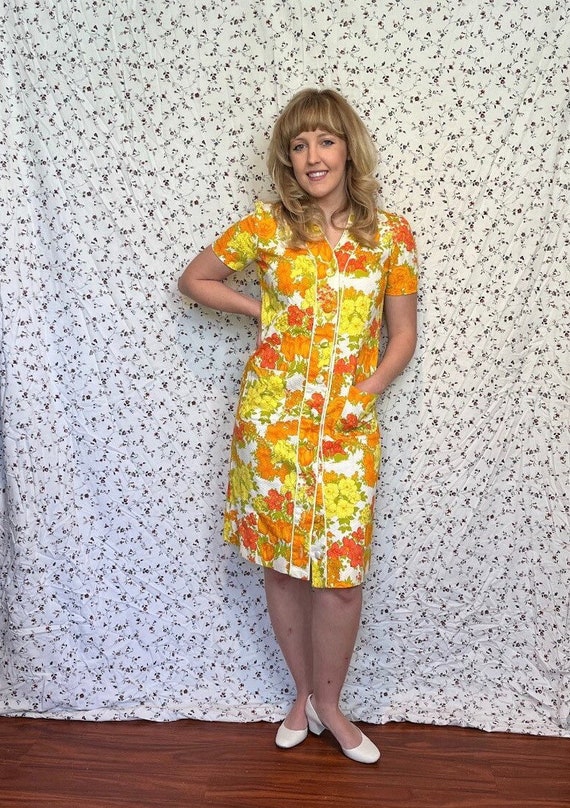 Vintage 60’s Yellow Orange Groovy Floral Dress Me… - image 6