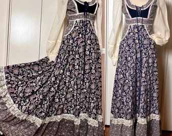 Vintage 1970's "Gunne Sax by Jessica McClintock" Blue (Child Print) Maxi Dress