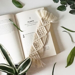 Hemlock ~ Bookmark, handmade macrame