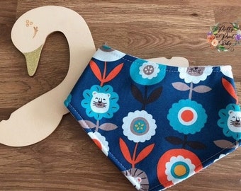 Bandana dribble bib, Retro Lions & Flowers