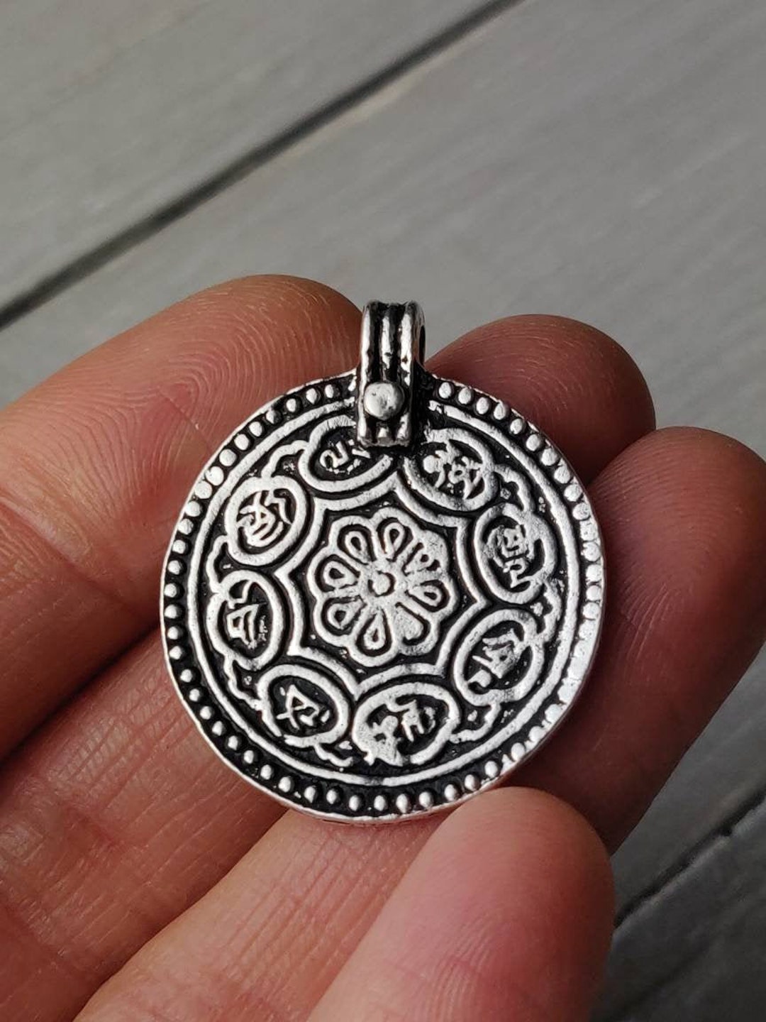 New Beautiful Fold Path Buddhist Pendant Silver 25mm UK - Etsy